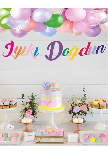 Iyiki Doğdun Renkli Kaligrafi Banner