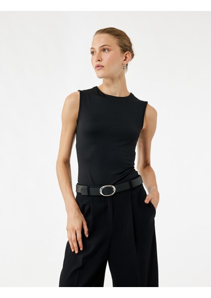 Slim Fit Kolsuz Bisiklet Yaka Bodysuit