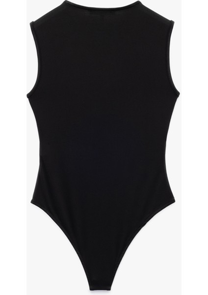 Slim Fit Kolsuz Bisiklet Yaka Bodysuit fırsatları
