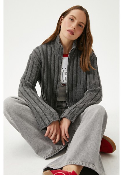 Kadın Clean Fermuarlı Antrasit Triko Hırka fiyatları