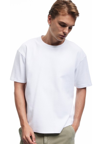 Kısa Kollu Waffle Dokulu Oversize Pamuklu Bisiklet Yaka Basic Tişört fiyatları