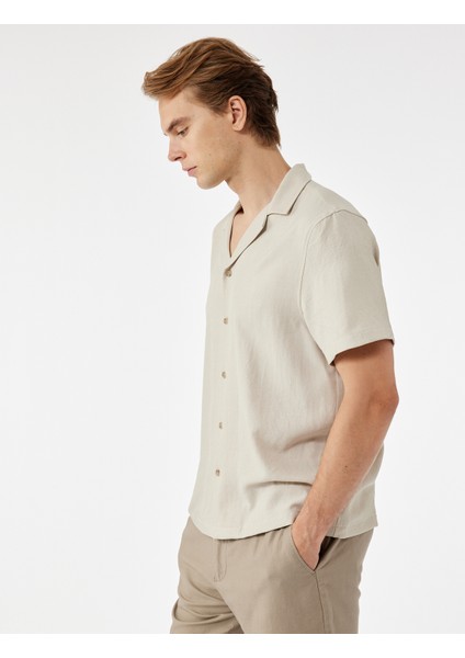 Regular Fit Kısa Kollu Düğmeli Devrik Yaka Gömlek