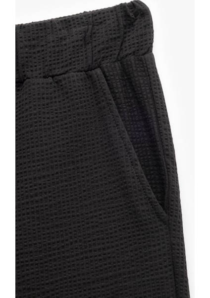 Pamuklu Dokulu Cep Detaylı Beli Bağcıklı Eşofman Altı