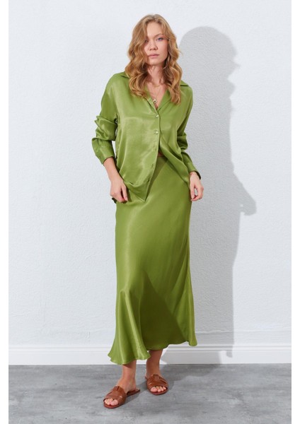 Kadın Yağ Yeşili Saten Uzun Etek fiyatları