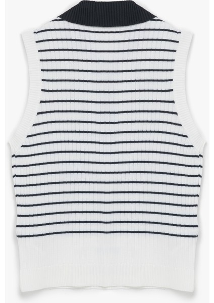 Regular Fit Kolsuz Yarım Düğmeli Polo Yaka Triko Bluz fiyatları