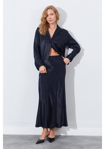 Kadın Siyah Saten Uzun Etek fiyatları