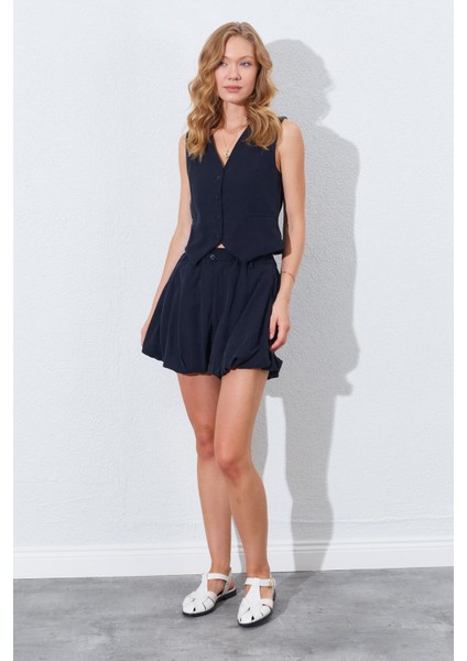 Kadın Siyah Beli Lastikli Stoplu Bolon Şort Etek modelleri