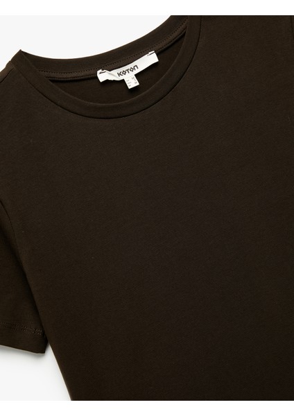 Pamuklu Slim Fit Kısa Kollu Bisiklet Yaka Tişört modelleri