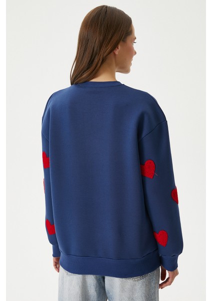Kadın Love Kalp Nakışlı Lacivert Kırmızı Sweatshirt