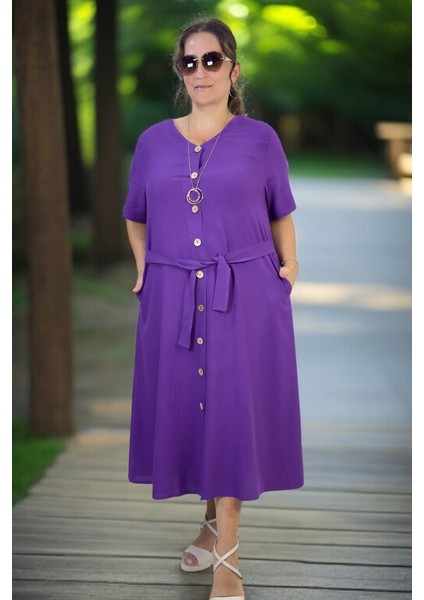 Yandan Cepli Kuşaklı Boydan Düğme Detaylı Kısa Kol Pamuklu Viskon Büyük Beden Elbise fiyatları