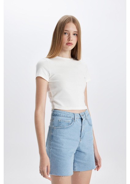 Yüksek Bel Paça Ucu Kesik Jean Şort fiyatları
