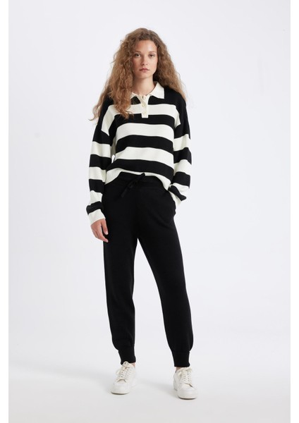 Jogger Triko Pantolon Cepli Basic Düz Beli Lastik Bağcıklı R1701AZ24WN fiyatları