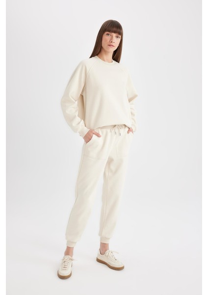 Regular Fit Jogger Eşofman Altı Basic Düz Beli Lastikli Bağcıklı Cepli V2699AZ24WN fırsatları