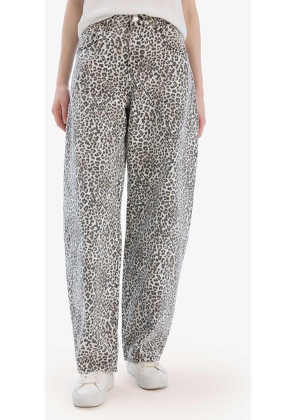 Baggy Fit Gabardin Pantolon Yüksek Bel Leopar Desenli Standart Boy D8149AX25SP fırsatları