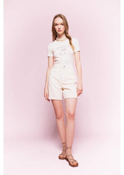 Coool Regular Fit Normal Bel Kısa Paça Gabardin Şort D0964AX24SM fiyatları