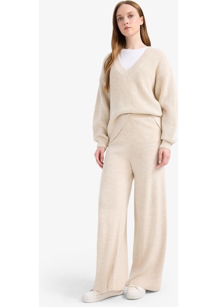 Relax Fit Geniş Bol Paça Pantolon V0088AZ25WN fırsatları
