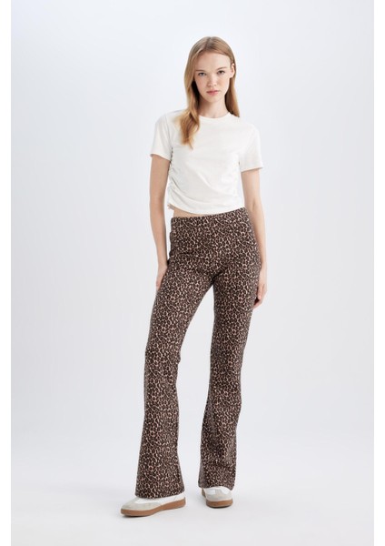 Flare Fit Leopar Desenli Düz Paça Uzun Boy Pantolon D7452AX24AU modelleri