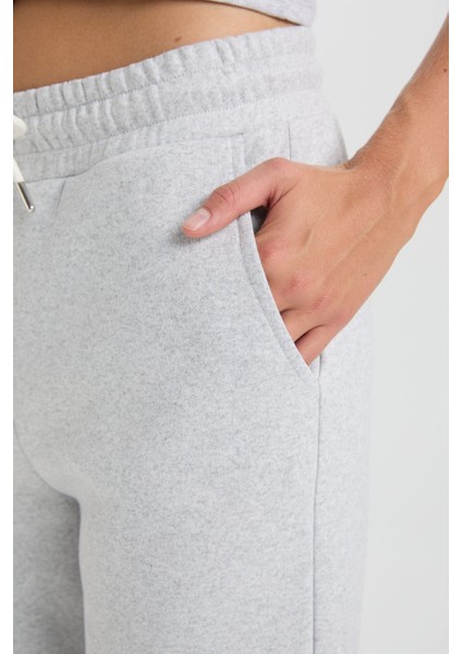 Kalın Jogger Eşofman Altı Beli Paçası Lastikli Bağcıklı Basic Düz Cepli W1505AZ24WN indirimleri
