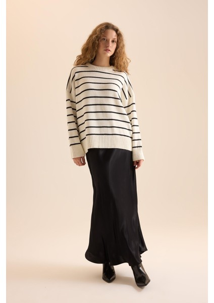 A Kesim Normal Bel Saten Maxi Etek D6930AXNS