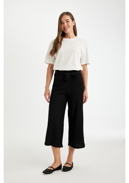 Pantolon Regular Fit Bürümcük Kısa Paça Basic Düz D5924AX24HS modelleri