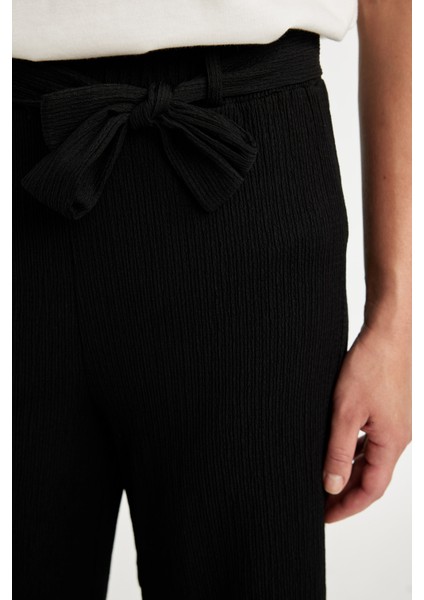 Pantolon Regular Fit Bürümcük Kısa Paça Basic Düz D5924AX24HS indirimleri