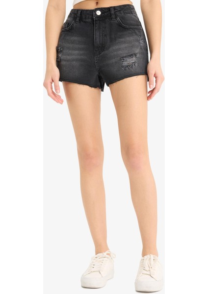 Yüksek Bel Paça Ucu Kesik Jean Şort indirimleri