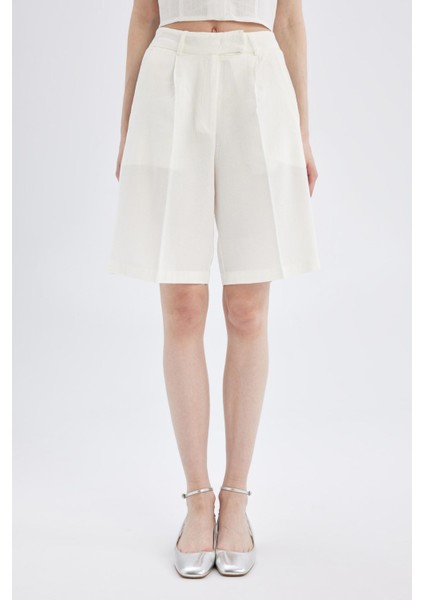 Yüksek Bel Kısa Paça Saten Şort D1326AX24SM fırsatları