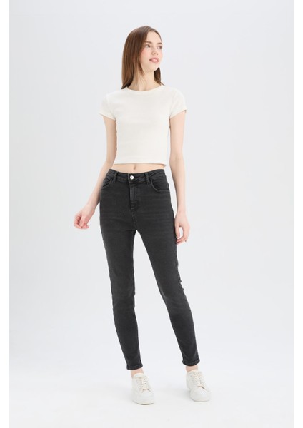 Skinny Fit Yüksek Bel Düz Paça Uzun Jean Kar Yıkamalı Pantolon D6601AX25SP fiyatları