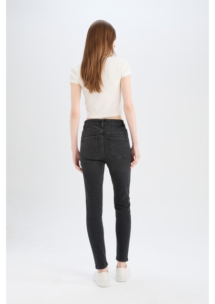 Skinny Fit Yüksek Bel Düz Paça Uzun Jean Kar Yıkamalı Pantolon D6601AX25SP