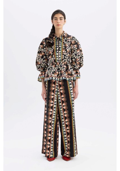 Lug Von Siga x DeFacto Wide Leg Geniş Paça Maxi Poplin Kumaş Pantolon Desenli Normal Bel C1132AX24SM modelleri