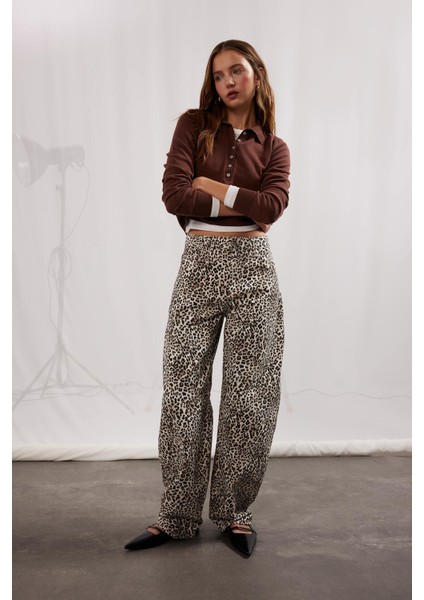 Baggy Fit Gabardin Pantolon Yüksek Bel Leopar Desenli Standart Boy D8149AX24AU