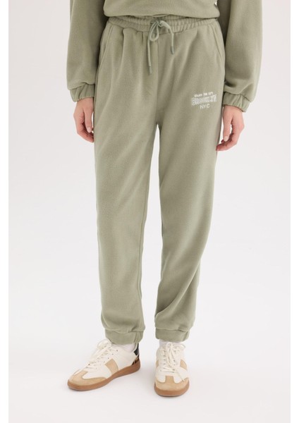 Standart Fit Eşofman Altı Uzun Boy Beli Lastikli Paçası Ayarlanabilir Lastikli Bağcıklı Cepli Baskılı Polar Kumaş Y2650AZ24WN indirimleri