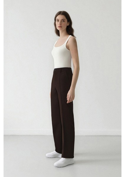 Afra x Defacto Straight Fit Kumaş Pantolon Çift Cepli Normal Bel Standart Boy E4660AX25SP indirimleri