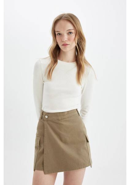 Regular Fit Normal Bel Kargo Cepli Gabardin Şort Etek D4991AX24AU fiyatları