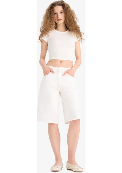 Yüksek Bel Beyaz Jean Bermuda Şort E4087AX25SM