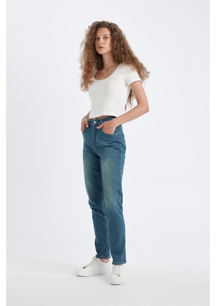 Comfort Mom Yüksek Bel Uzun Jean Yıkamalı Pantolon D4302AX24AU fiyatları