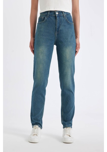 Comfort Mom Yüksek Bel Uzun Jean Yıkamalı Pantolon D4302AX24AU fırsatları