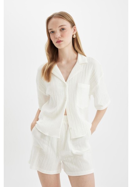 Regular Fit Normal Bel Kısa Paça Müslin Şort Y0996AZ24HS fırsatları