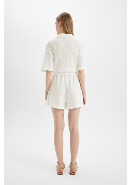 Regular Fit Normal Bel Kısa Paça Müslin Şort Y0996AZ24HS