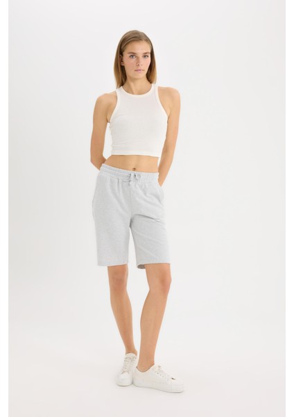 Regular Fit Normal Bel Düz Paça Bermuda Şort W9369AZ25SM fiyatları