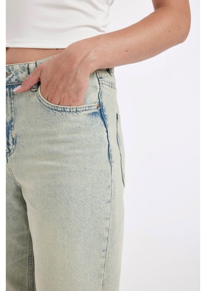 Straight Fit Yüksek Bel Katlamalı Paça Bilek Boy Jean Yıkamalı Pantolon D2965AX24HS