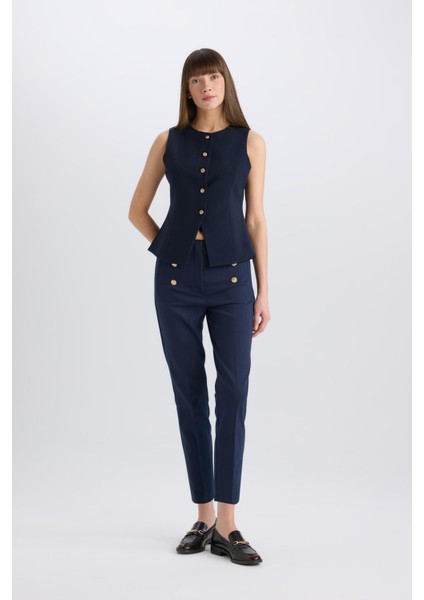 Skinny Fit Yüksek Bel Cepli Düğmeli Düz Paça Kumaş Pantolon E5431AX25SP indirimleri