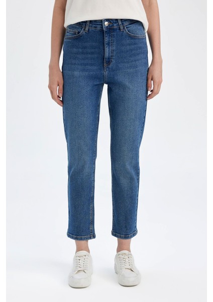 Mary Vintage Straight Fit Yüksek Bel Paça Ucu Kesik Bilek Boy Jean Yıkamalı Pantolon C7366AX24AU fırsatları