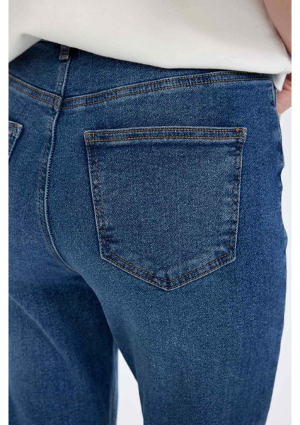 Mary Vintage Straight Fit Yüksek Bel Paça Ucu Kesik Bilek Boy Jean Yıkamalı Pantolon C7366AX24AU