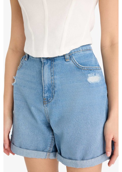 Boyfriend Yüksek Bel Cepli Katlamalı Paça Yırtık Detaylı Jean Şort E0933AX25SM