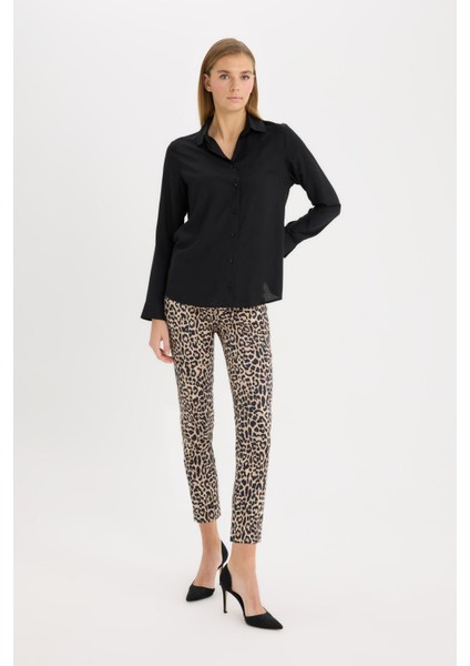 Sigaret Saten Kumaş Pantolon Leopar Desenli Normal Bel Beli Lastikli Düz Paça J8741AZ25SP
