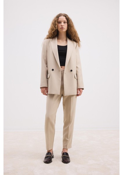 Crop Klasik Kumaş Pantolon Carrot Fit Fermuarlı Yüksek Bel Basic Düz Dar Paça C2466AX24AU fiyatları