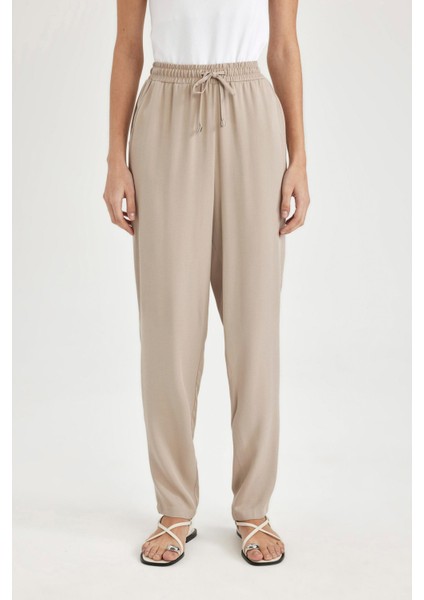 Belmando Harem Kumaş Pantolon Cepli Normal Bel Basic Düz Paça L3164AZ24SM fırsatları