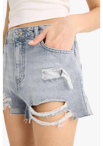 Yüksek Bel Paça Ucu Kesik Jean Şort