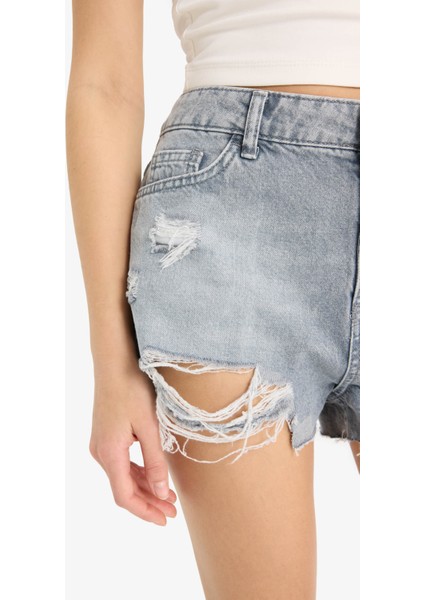 Yüksek Bel Paça Ucu Kesik Jean Şort